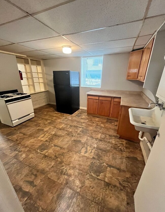 Building Photo - Jackson Studio Suites