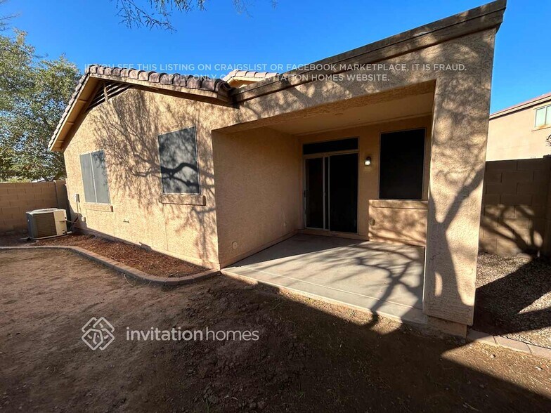 Building Photo - 6805 S 70th Dr