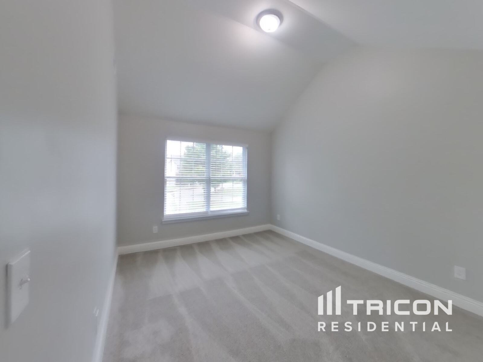 Building Photo - 821 Monroe Ct
