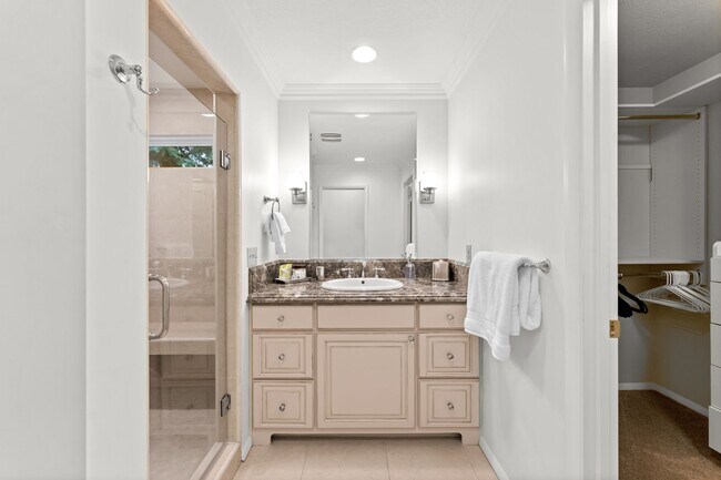 Building Photo - Fully Furnished Luxury Estate in Boise's Lower Highlands