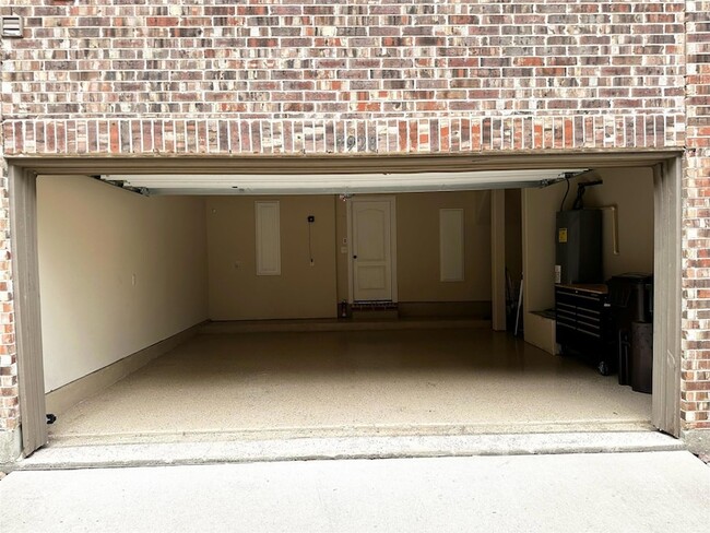 Building Photo - 7928 Pam St