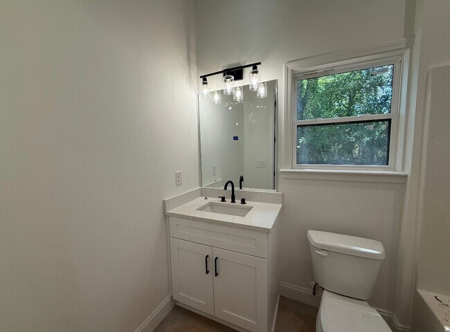 Building Photo - NEW CONSTRUCTION PRE-LEASING FOR AUGUST 2025