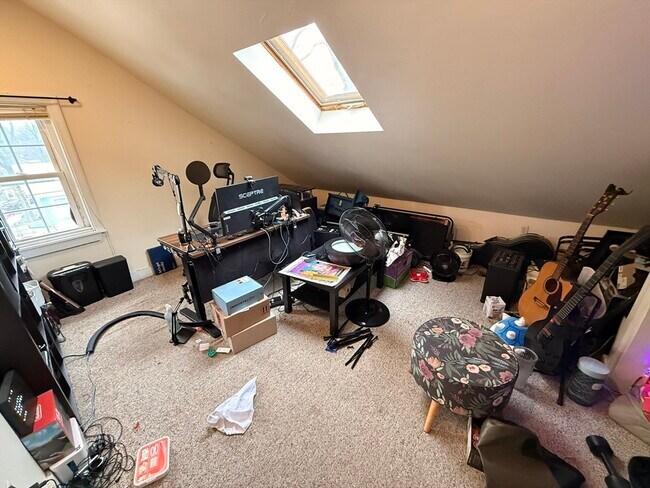 Building Photo - 7-9 Biltmore St