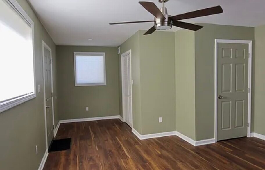 Building Photo - 3601 Eastgate Dr