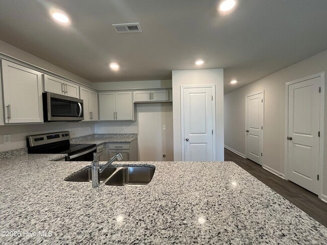 Building Photo - 3206 Alibird Ln