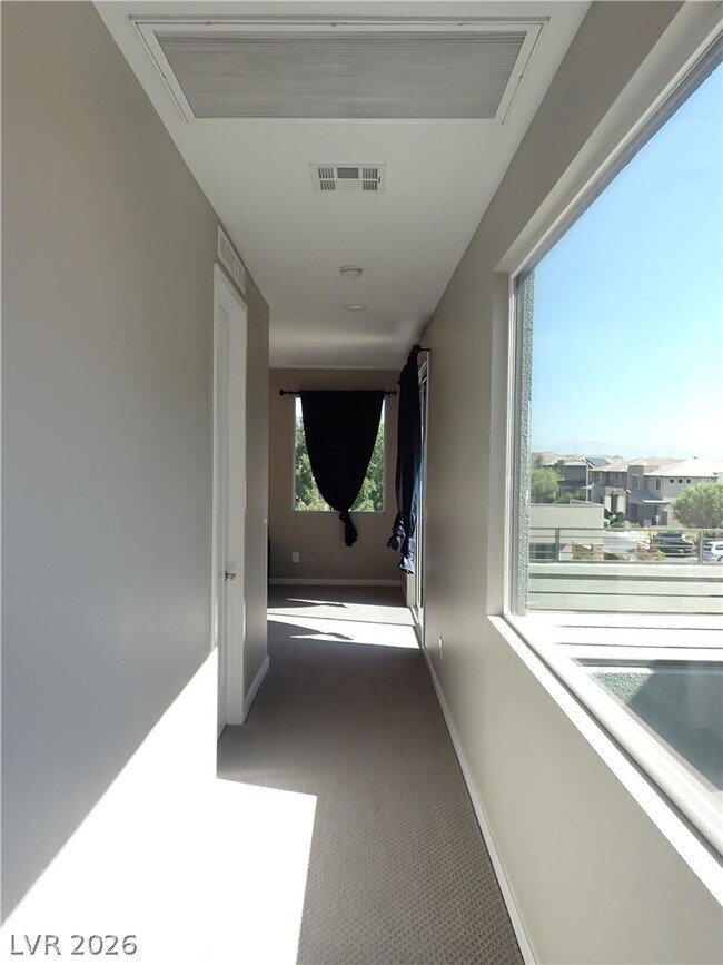 Building Photo - 10226 Jade Gardens Dr