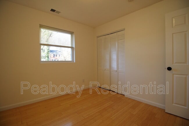 Building Photo - 2129 Grayson Pl