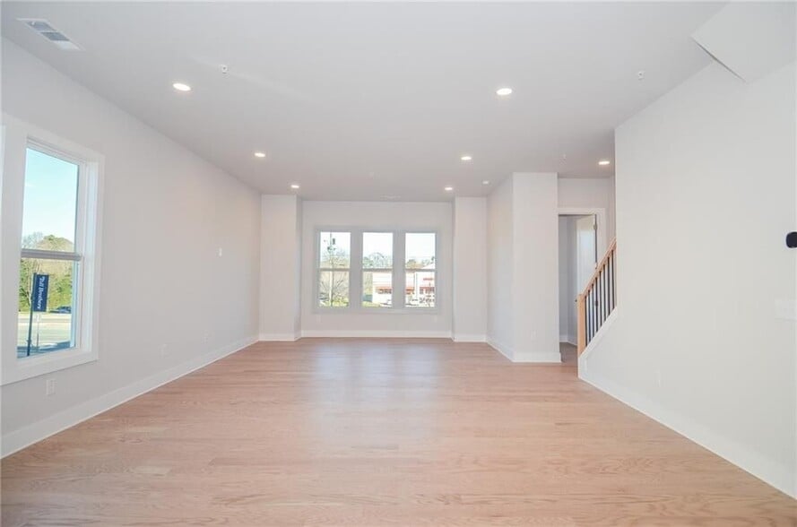 Building Photo - 2316 Mockernut Trl