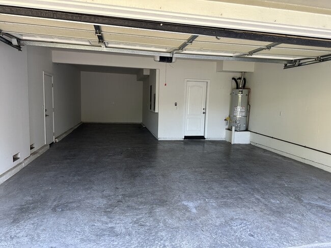 Building Photo - 91 W Recreo Ct