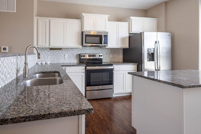 Building Photo - 5750 Hayden Run Blvd