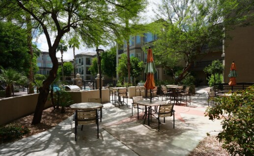 Building Photo - 435 W Rio Salado Pkwy