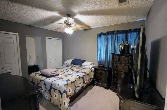 Building Photo - 3309 Ridgeglen Cir