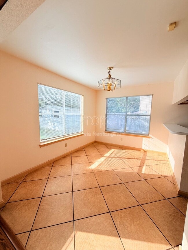 Building Photo - 3632 Candleknoll Cir