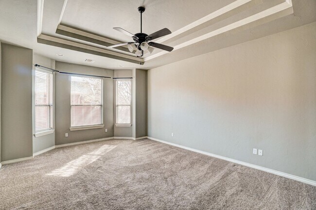 Building Photo - Bright & Spacious 3-Bed, 3.5 Bath Corner-Lot Home in Deer Creek Schools with Chef’s Kitchen & Bon...
