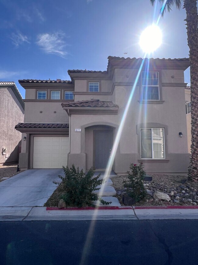Building Photo - MOVE IN TODAY! 3 bed 2.5 bath home in the ...