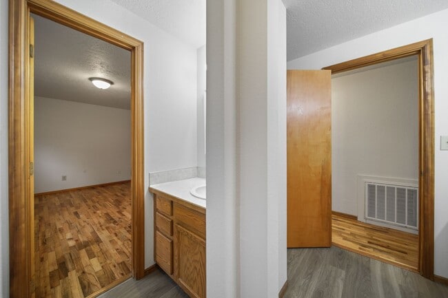 Building Photo - 4218 6th Ave NE