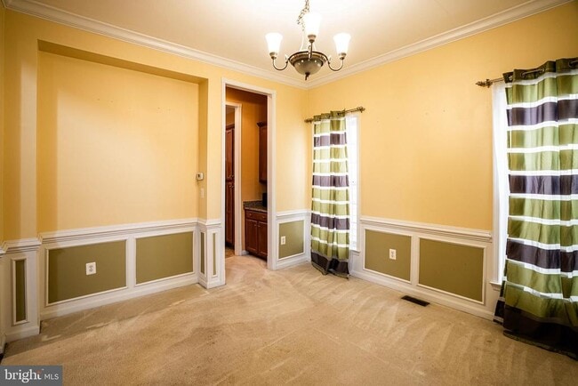 Building Photo - 9571 Linnett Hill Dr