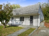 Building Photo - 528 Hack Wilson Way