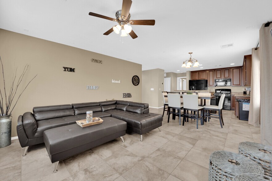 Building Photo - 7605 Finishing Touch Court