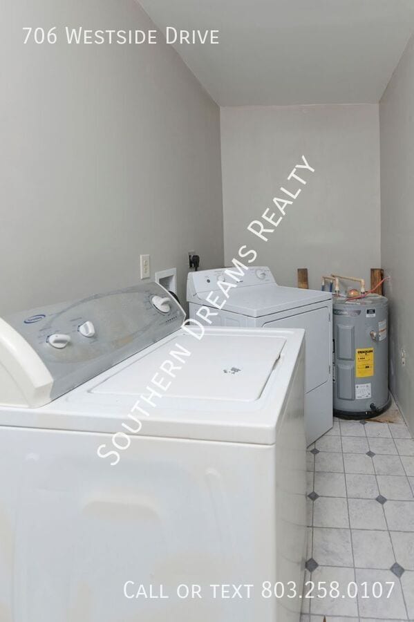 Building Photo - 706 Westside Dr