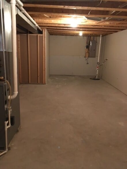 Building Photo - 630 Alyssa St