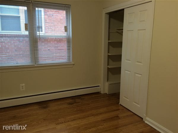 Building Photo - 439 N Frederick Ave