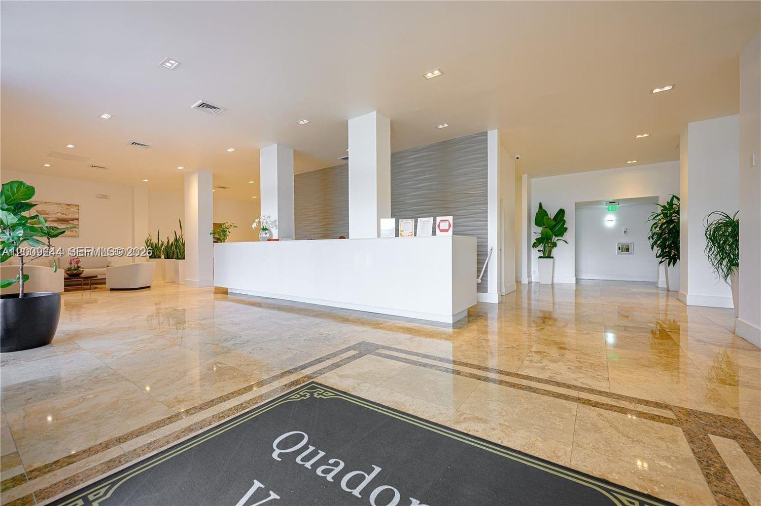 Building Photo - 2201 S Ocean Dr