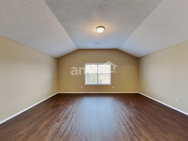 Building Photo - 4521 Quarry Cir