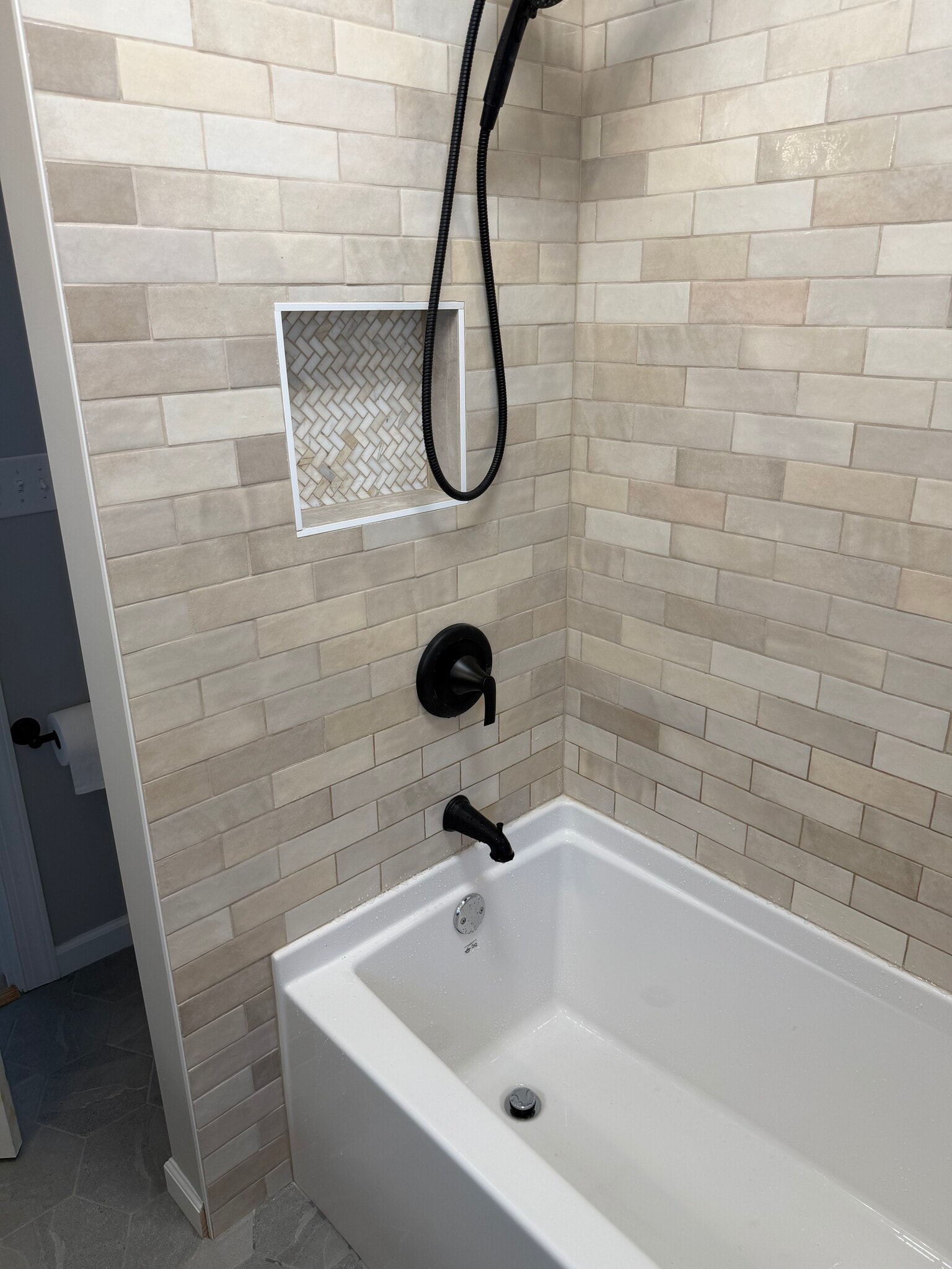 Building Photo - 301 Holland St