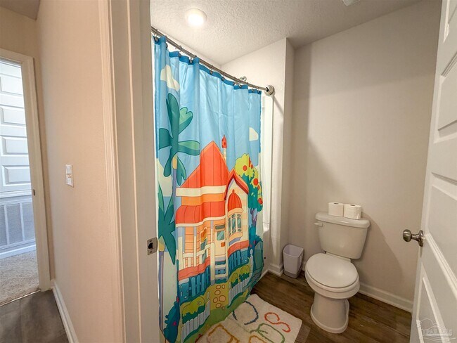 Building Photo - 5469 Merlin