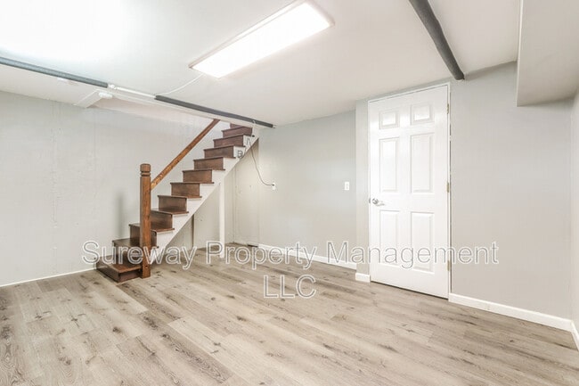 Building Photo - 241 Westpark Ln
