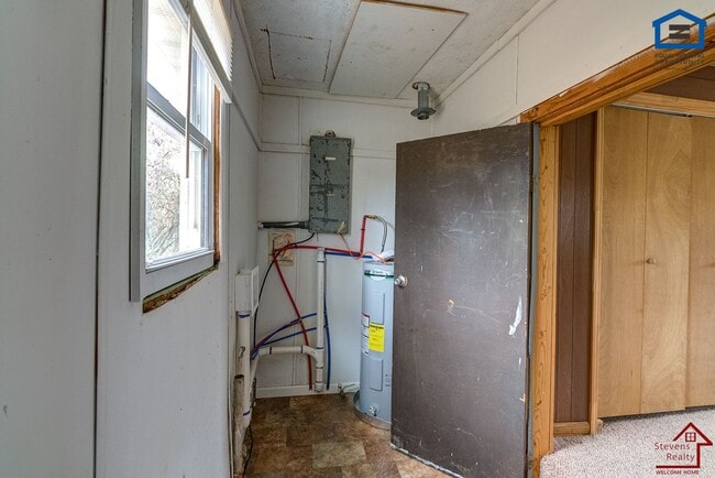 Building Photo - 1211 Dale Way