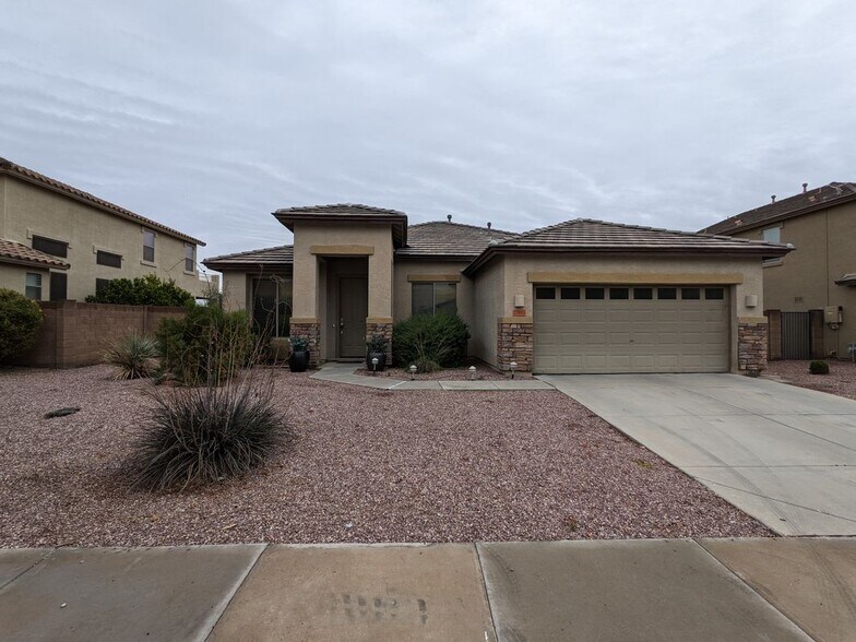 Primary Photo - 17955 N 168th Ln