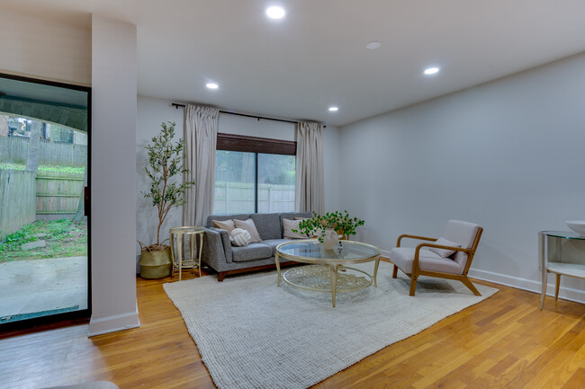 Living/Dining Room - 7917 Schuyler Ct