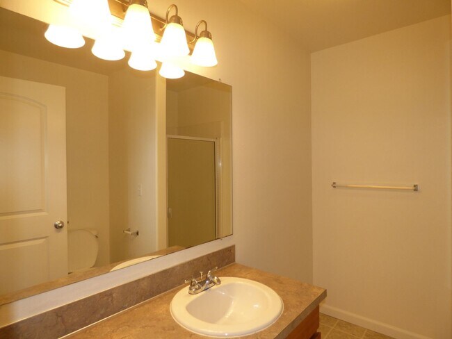 Building Photo - 3536-3538 Fisher Ct NE Salem, OR 97305