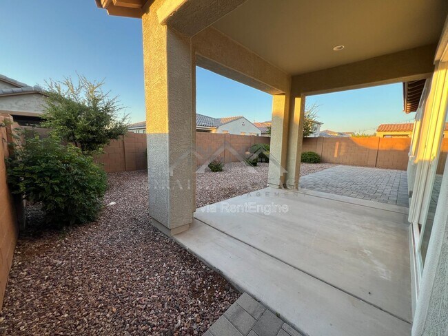 Building Photo - 10448 E Palladium Dr