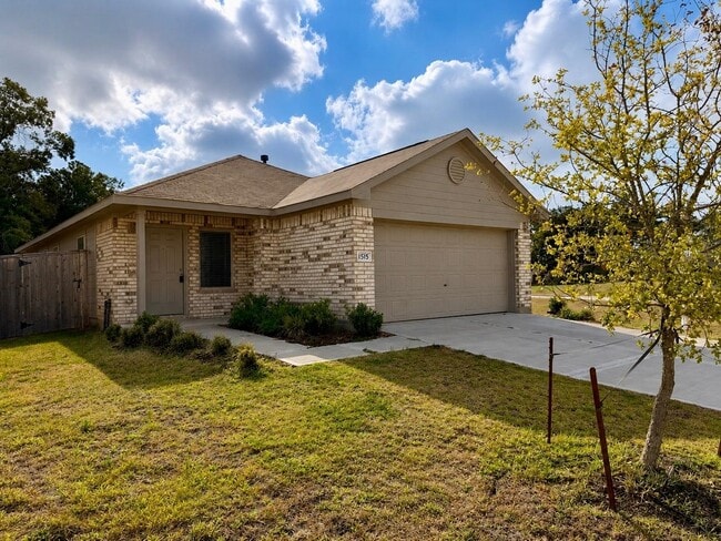 Building Photo - 1515 Las Cuevas Dr