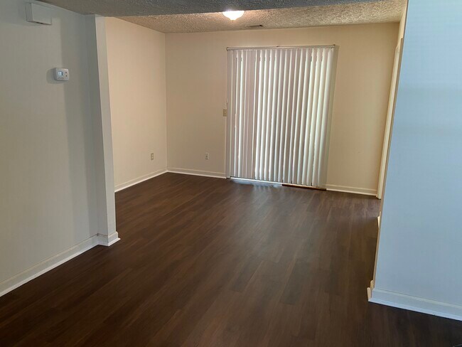 Building Photo - 897 Ventnor Pl SW