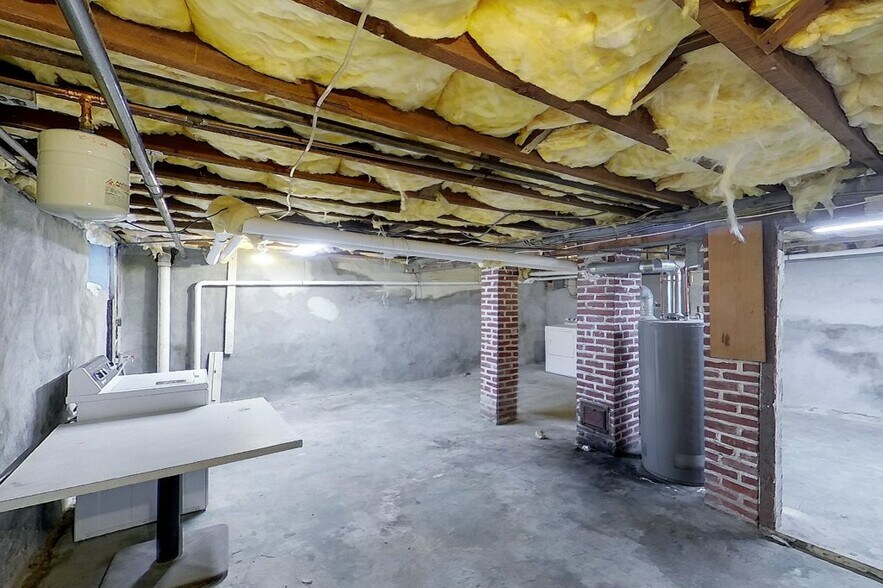 Building Photo - 13 Kilburn Ct