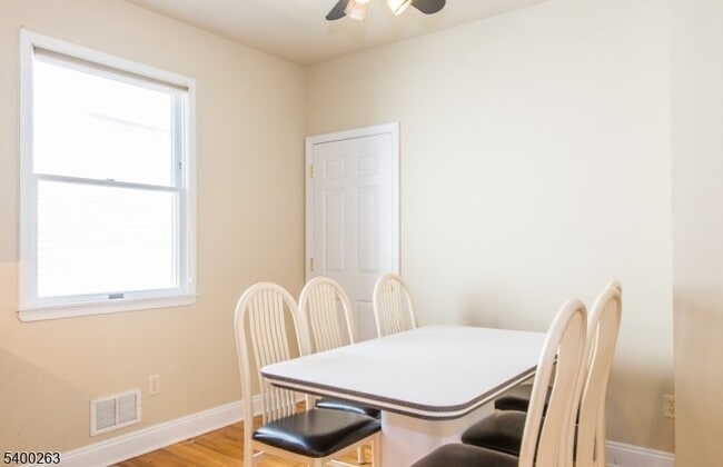 Building Photo - 46 Phoenix Ave