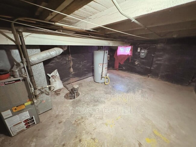 Building Photo - 1113 Shields Pl