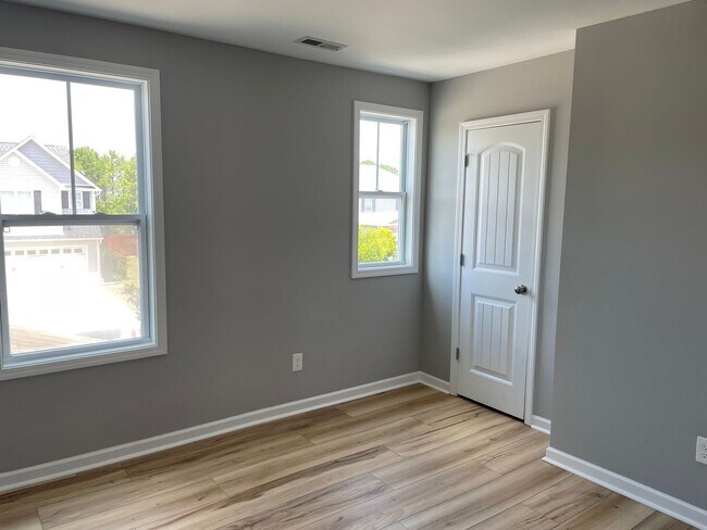 Building Photo - Coming Soon 3 Bedroom 2.5 Bathroom in Grayson Park Leland NC