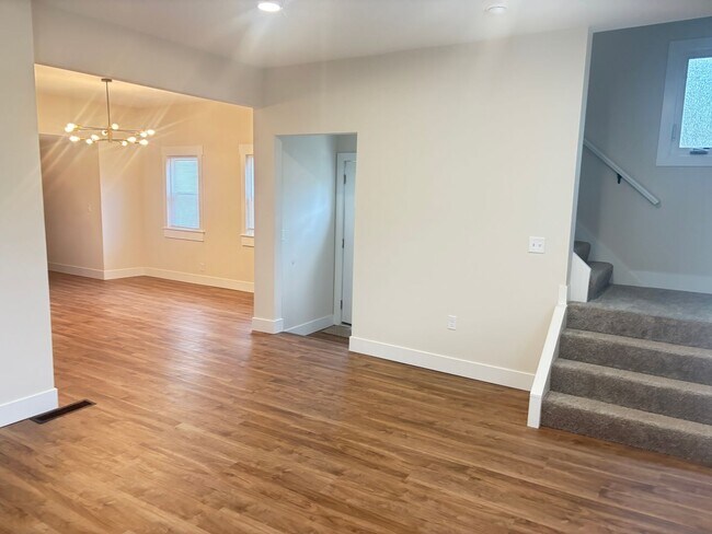Building Photo - Newly Remodeled 4 Bedroom by Electric Works