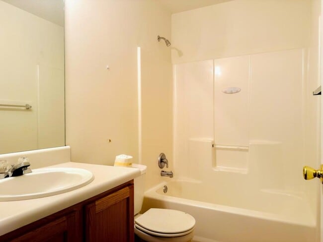 Building Photo - 3610 Charlton Ives Dr NW