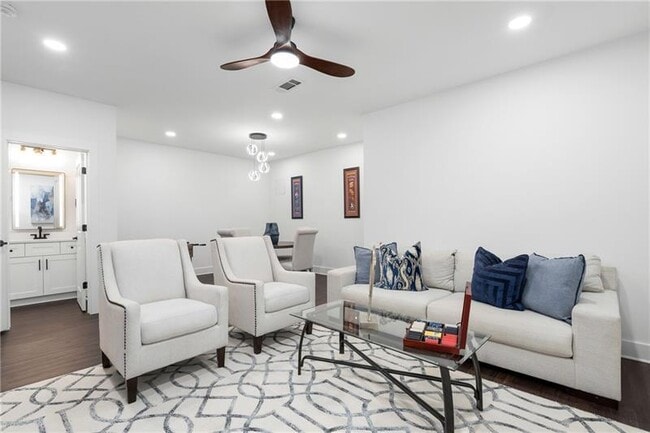 Building Photo - 173 Brush Creek Ct