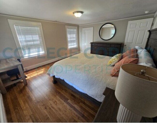 Building Photo - 139 Rosedale Cir