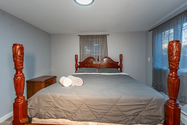 Building Photo - 173 Mountainview Rd