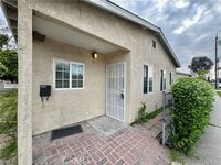 Building Photo - 1438 E 59th St