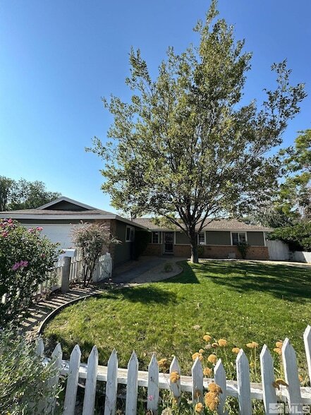 Building Photo - 767 Van Meter Dr
