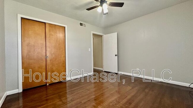 Building Photo - 3411 39th St